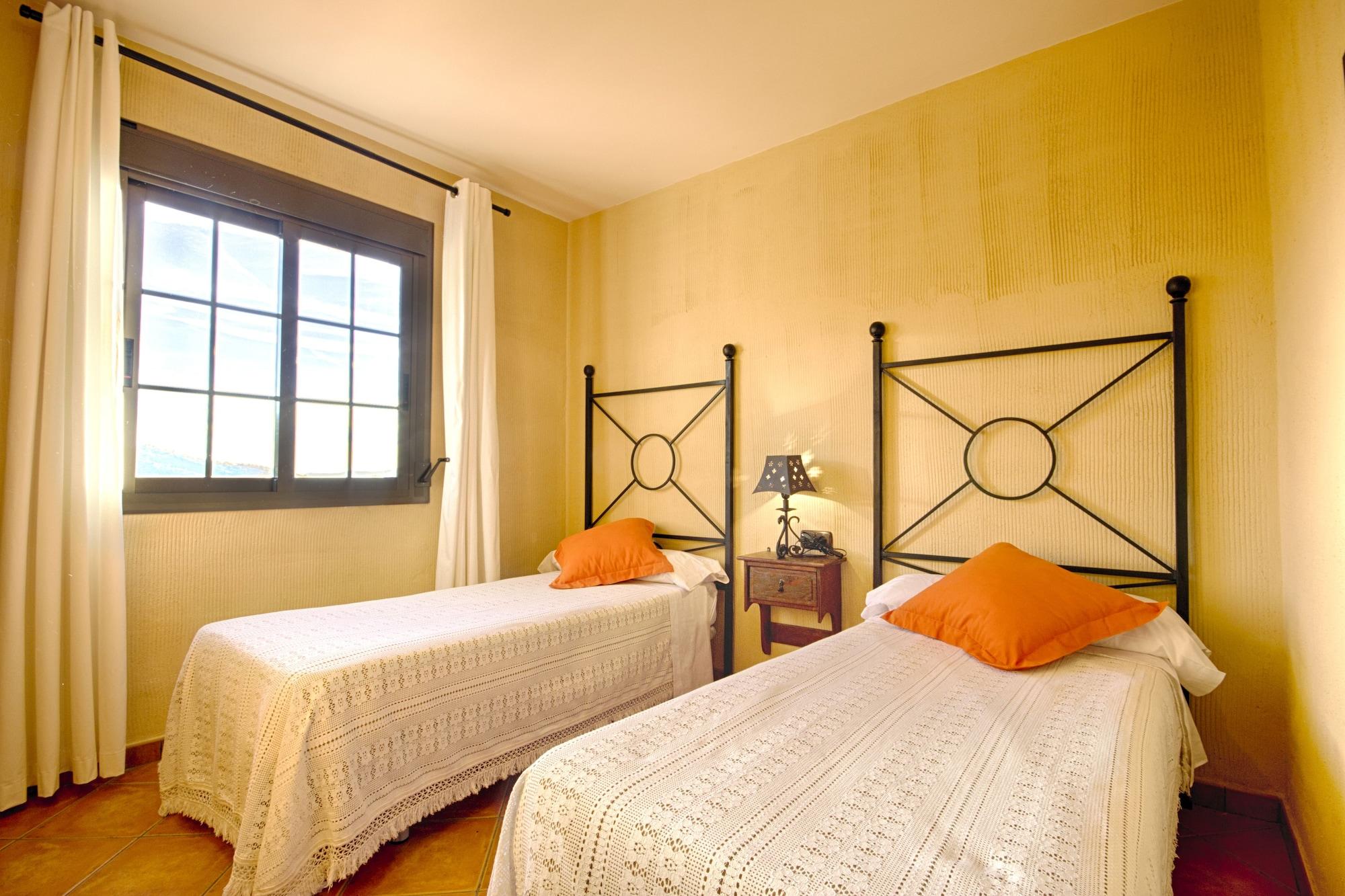 Hotel Rural Sierra Tejeda อัลเกาซิน ภายนอก รูปภาพ