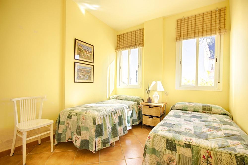 Hotel Rural Sierra Tejeda อัลเกาซิน ภายนอก รูปภาพ